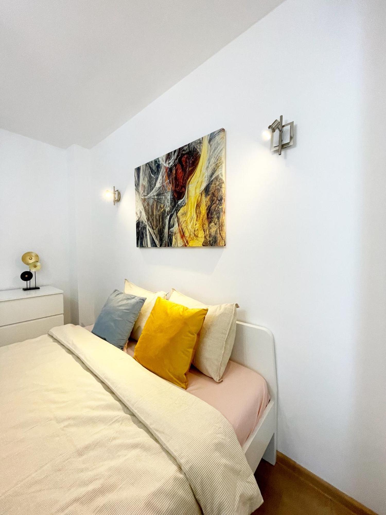 Alegro Studio Apartment Bukarest Eksteriør billede
